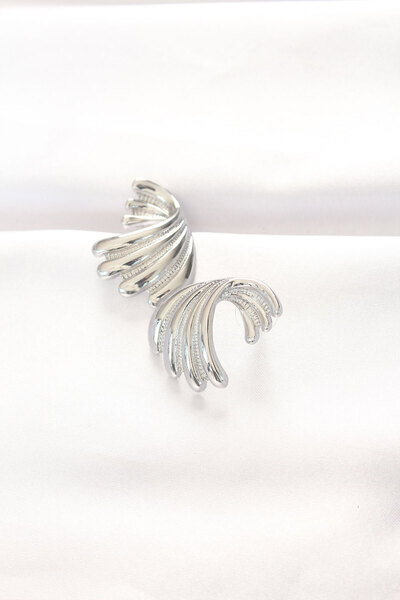 Lisinya أقراط نحاسية فضية اللون -