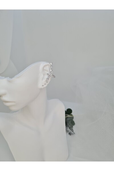 ZEYM COLLECTION Silver Color Zircon Stone Leaf Shaped Adjustable Ear Cuff Earring – Stylish Design for Non-Pierced Ears