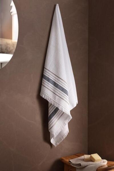 Madame Coco New Season Annecy Bath Towel - White/Gray