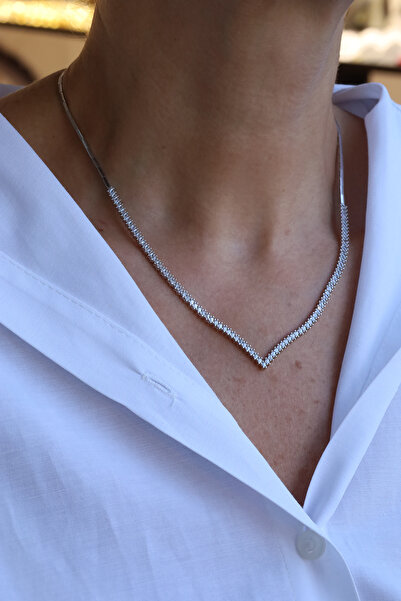 Yenigün Kuyumculuk 14 Ayar Beyaz Altın Baget Taşlı Su Yolu Gerdanlık