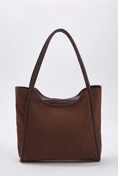 TRENDYOL SHOES Tmavě hnědá semišová dámská taška přes rameno TAKAW25OC00003