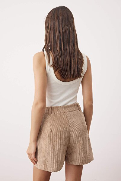 Trendyol Collection Beige Velvet Basic City Boy Shorts & Bermuda Twoaw26Sr00038
