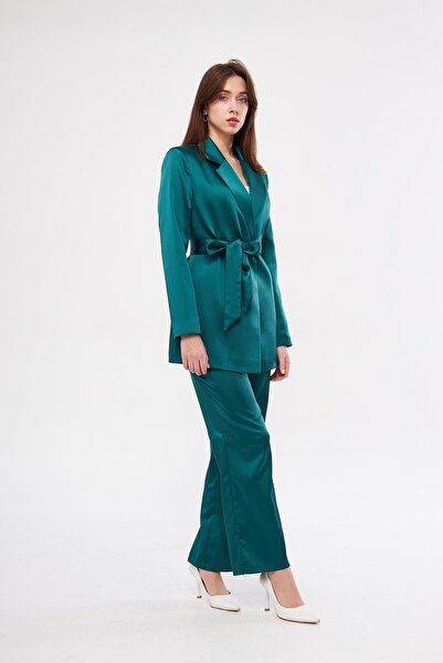 LOVELF Kuşaklı Saten Takım Zümrüt