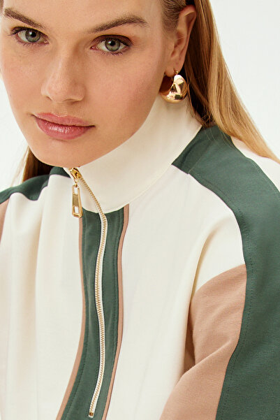 Allyco Adjustable Gathered Stand Collar Gold Zippered Comfortable Fit Knitted Sweatshirt