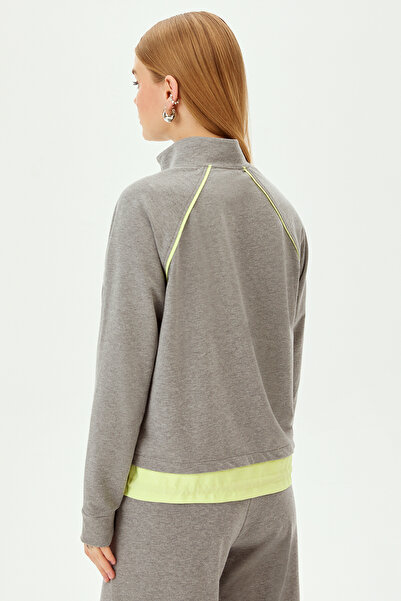 Allyco Yellow Parachute Fabric Detailed Stand Collar Zippered Comfortable Fit Knitted Sweatshirt