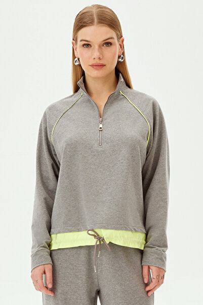 Allyco Yellow Parachute Fabric Detailed Stand Collar Zippered Comfortable Fit Knitted Sweatshirt