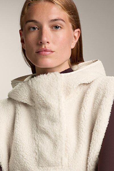 Oysho Kapüşonlu suni yün yelek