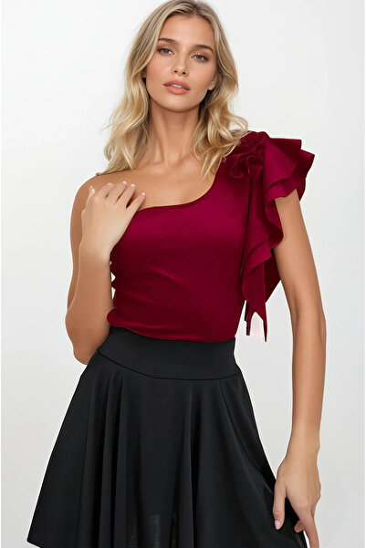 OLSAMODA بلوزة نسائية من قماش ليكرا بكتف واحد مكشكشة