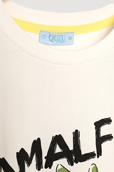 Quzu تي شيرت أملفي مطبوع عليه نص الليمون إكرو