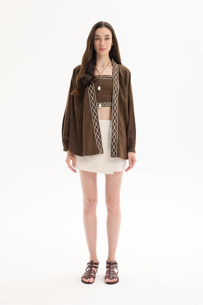 Quzu Kimono scurt din in cu broderie cu dungi cu modele etnice maro închis