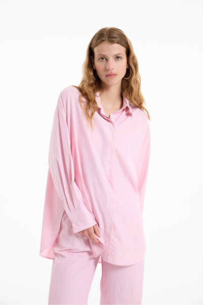 Quzu İnce Çizgili Oversize Gömlek Pembe