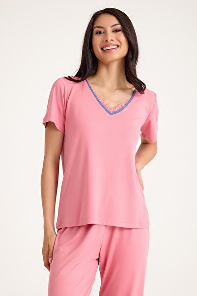 Amarelle Σετ πιτζάμες Dream Pink Viscose με λεπτομέρεια από δαντέλα με λαιμόκοψη σε σχήμα V