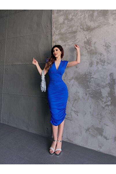 Fav Style Γυναικείο αμάνικο μίντι φόρεμα με λαιμόκοψη V με επένδυση στα πλαϊνά Saks Blue