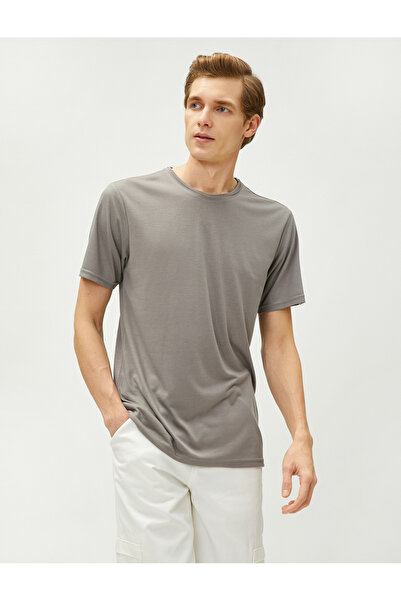 Koton Basic T-Shirt Crew Neck Short Sleeve Label Detailed