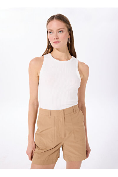 Fabrika Beyaz Kadın Bisiklet Yaka Crop Atlet K-BERN