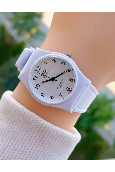 Q&Q 10 Atm Waterproof Silicone Strap Women's Wristwatch with 2 Years Manufacturer Warranty
