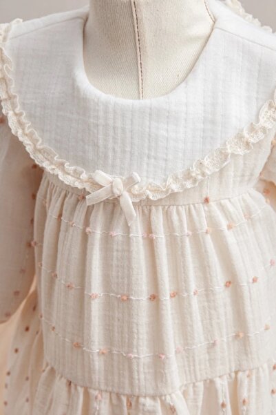 MixMax Bebe Kız Bebek Ekru Renk Yumuşak Dokulu Elbise - %100 Pamuk Romantik Tasarım