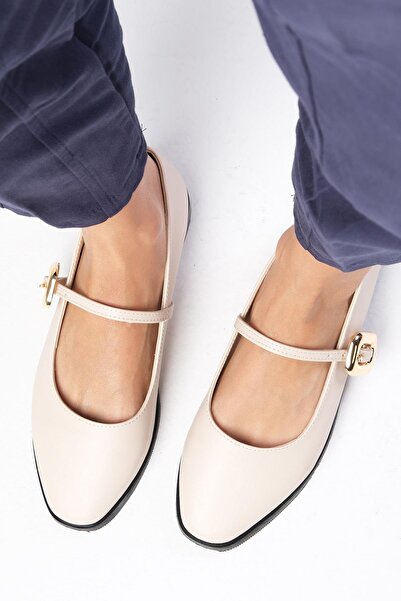 Mio Gusto Camille Beige Women's Ballerinas - Side Buckle Color