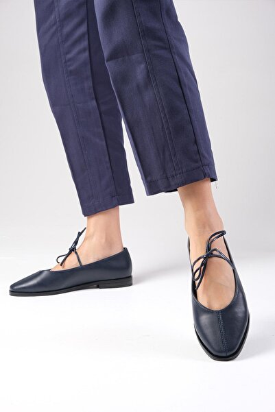 Mio Gusto Elaine sötétkék női balerinák - fűzős cipők