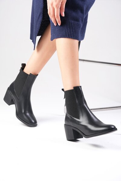 Mio Gusto Alida Siyah Renk Lastikli, İnce Suni Kürk Astarlı Kalın Topuklu Kadın Bot