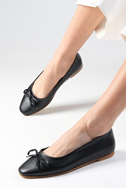 Mio Gusto Αξεσουάρ Nelly Μαύρο Φιόγκο Γυναικεία παπούτσια μπαλαρίνας Blunt Toe