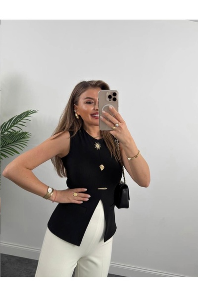 viyan butik Blouse with Gold Sun Accessories