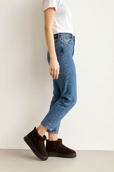 Bermody Γυναικείες μπότες Tiana 4 εκ. Καφέ Ανθεκτική Σόλα Άνετη με Γούνα Εσωτερικά Ζεστές Μπότες Ug Model