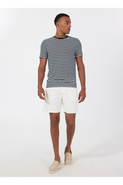 ALTINYILDIZ CLASSICS Ανδρικό μπλουζάκι Altınyıldız Classics με λαιμόκοψη σε λευκό χρώμα - Navy Blue COE091252135_BEL