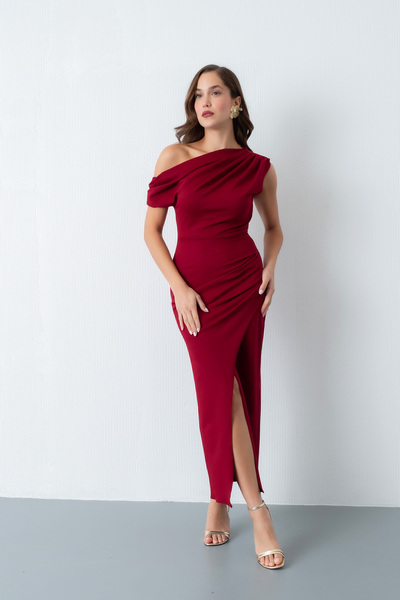 Lafaba Kadın Bordo Omuz Dekolteli Midi Davet Elbisesi