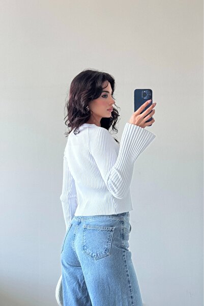 Eka Women's White Spanish Sleeve Cardigan 1014-2425