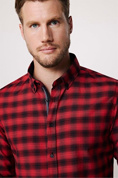 Tudors Erkek Slim Fit Dar Kesim Uzun Kollu Pamuklu Kolay Ütü Kareli Düğmeli Yaka Gömlek