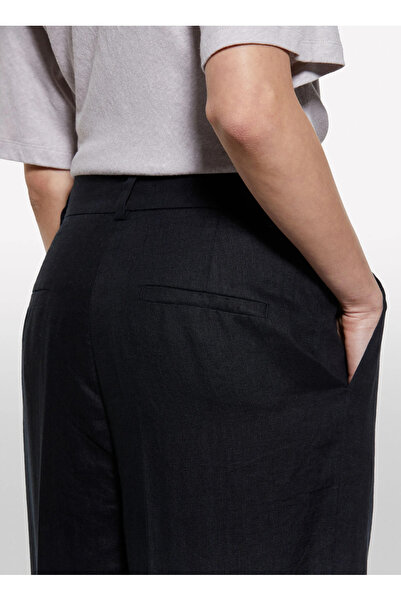 Sisley Kadın Siyah %100 Keten Önü Pile Detaylı Yüksek Bel Jogger Pantolon