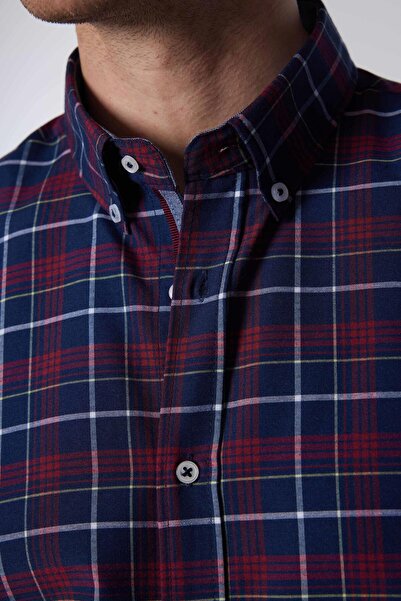 Tudors Erkek Slim Fit Dar Kesim Uzun Kollu Pamuklu Kolay Ütü Kareli Düğmeli Yaka Gömlek