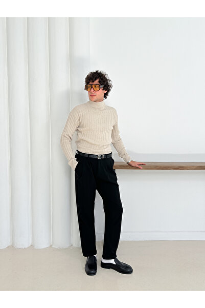 OTAKU Boğazlı Triko Kazak