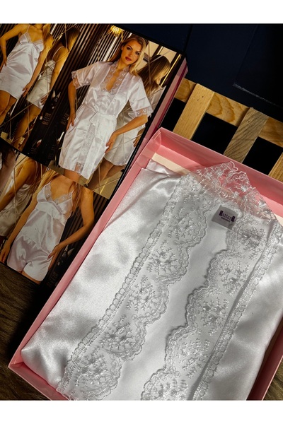 SATTENS Boxed Dowry Six-Piece Nightgown Robe Set