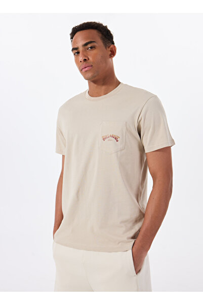 BİLLABONG Billabong STACKED ARCH PKT EBYZT00175 Μπεζ μπλουζάκι με κανονική εφαρμογή απλό ανδρικό μπλουζάκι