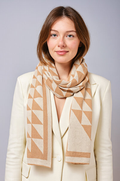 Butik وشاح محبوك منسوج - نمط مثلث