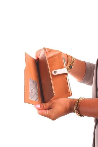 GALB LEATHER Large Size Lakoste Leather Zippered Coin Compartment 20 Card Capacity Women's Wallet LK-1001