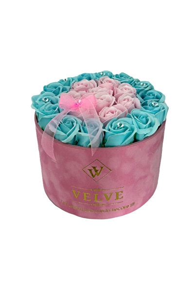 velve Aranjament floral Splendor in doua culori, in cutie de catifea cu trandafiri de sapun, Roz-Turcoaz