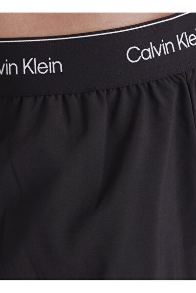 Calvin Klein 00GWS4S819UB1-WO Siyah Lastikli Bel Normal Düz Kadın Şort