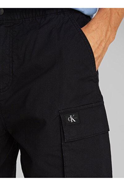 Calvin Klein Jeans Siyah Erkek Kargo Şort J30J327376BEH WASHED CARGO SHORT