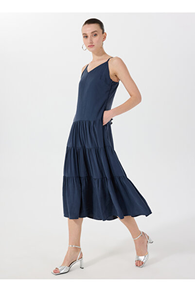 Mustang Lacivert Kadın V Yaka Askılı Uzun Elbise M5SL-ELB1623