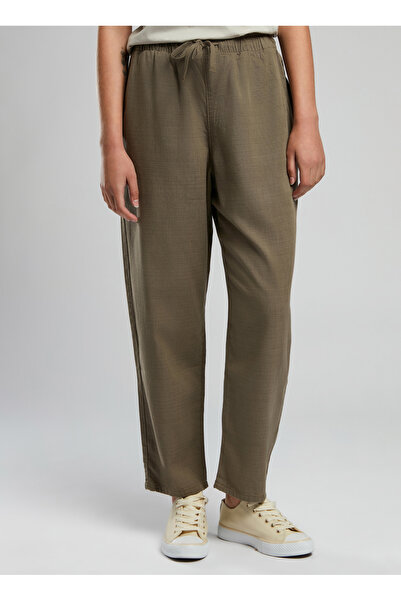 Lee Cooper Standard Waist Tapered Fit Mink Women's Trousers 252 Lcf 221002 Alberta Vizon