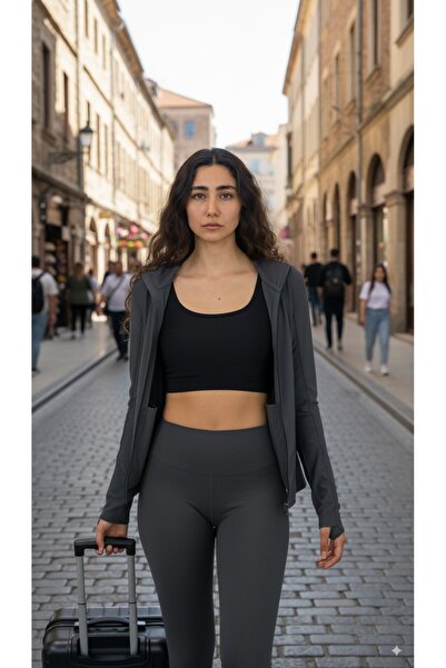Keep Risen Fermuarlı Çift Cepli Parmak Geçmeli Slim Fit Spor Ceketi Gri