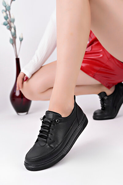 meyra'nın ayakkabıları Women's Black Leather Rubber Laced Orthopedic Sole Ballerinas