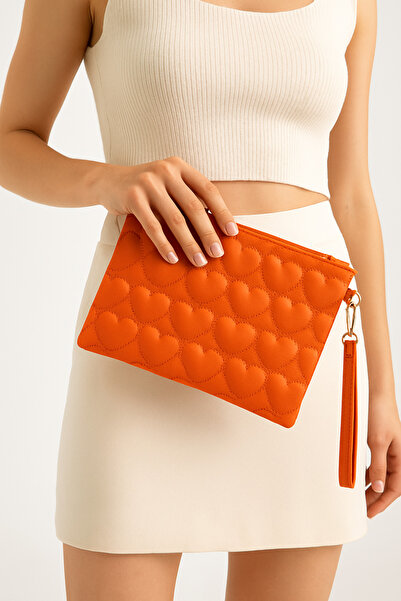 Bagfoni Orange Heart Patterned Clutch Clutch Bag