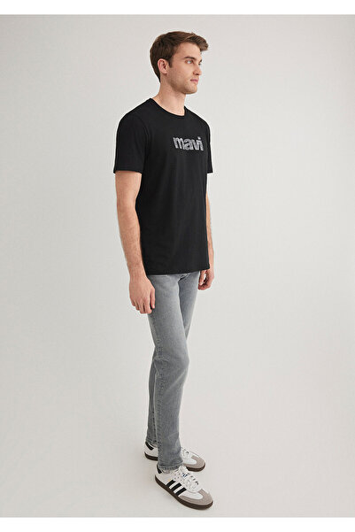 Mavi Tištěné černé tričko Slim Fit / Slim Fit 0611039-900