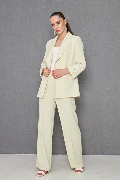 LOVELF Kısa Kol Nikel Düğmeli Krep Takım Pudra