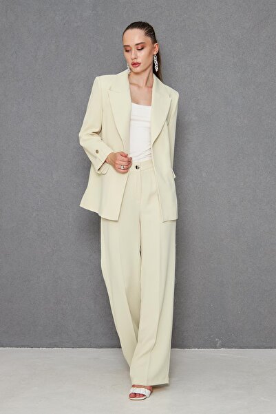 LOVELF Kısa Kol Nikel Düğmeli Krep Takım Pudra