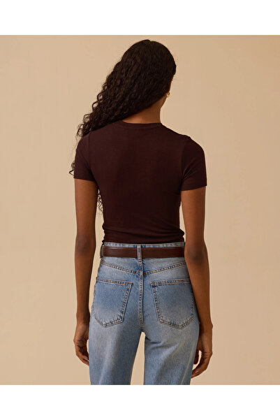 SEÇİL Βασικό μπλουζάκι με στρογγυλή λαιμόκοψη και κοντό μανίκι